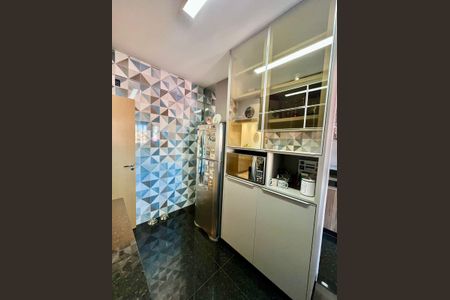 Apartamento à venda com 106m², 3 quartos e 3 vagasCozinha