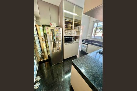 Apartamento à venda com 106m², 3 quartos e 3 vagasCozinha