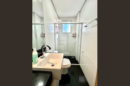 Apartamento à venda com 106m², 3 quartos e 3 vagasBanheiro da Suíte 3