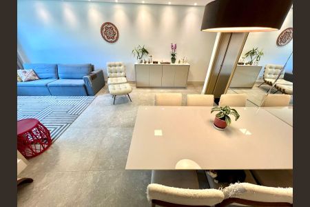 Apartamento à venda com 106m², 3 quartos e 3 vagasSala