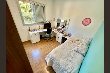 Apartamento à venda com 106m², 3 quartos e 3 vagasQuarto 2