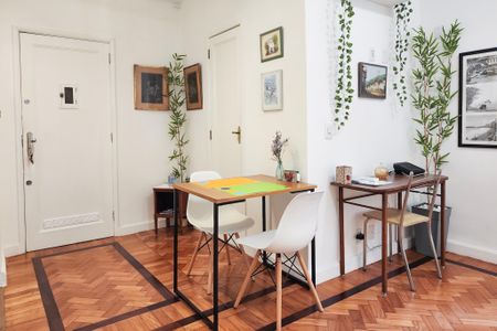 Studio à venda com 38m², 1 quarto e sem vaga Studio à venda com 38m², 1 quarto e sem vagaStudio