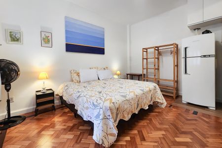 Studio à venda com 38m², 1 quarto e sem vaga Studio à venda com 38m², 1 quarto e sem vagaStudio