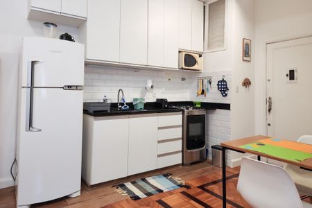 Studio à venda com 38m², 1 quarto e sem vaga Studio à venda com 38m², 1 quarto e sem vagaStudio
