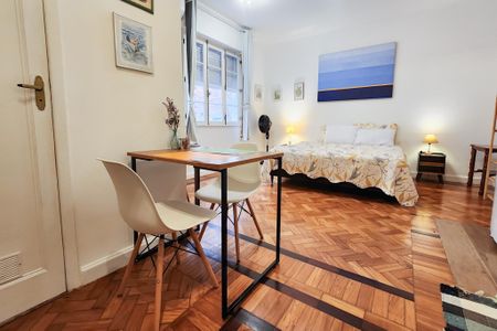 Studio à venda com 38m², 1 quarto e sem vaga Studio à venda com 38m², 1 quarto e sem vagaStudio