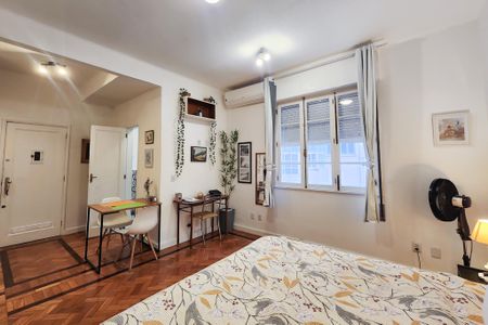 Studio à venda com 38m², 1 quarto e sem vaga Studio à venda com 38m², 1 quarto e sem vagaStudio
