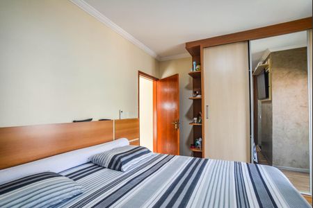 Casa à venda com 192m², 3 quartos e 5 vagasSuite