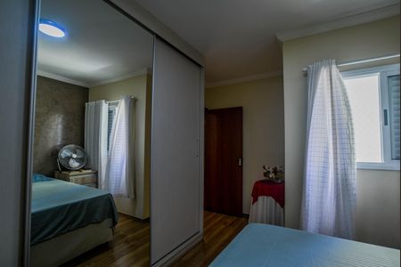 Casa à venda com 192m², 3 quartos e 5 vagasQuarto 1