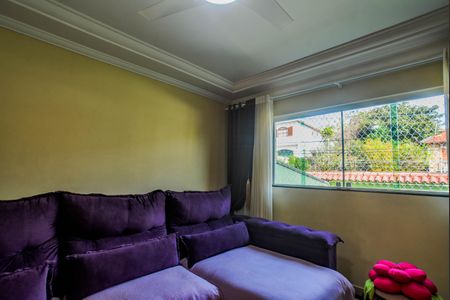 Casa à venda com 192m², 3 quartos e 5 vagasSala