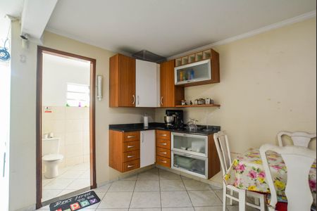 Casa à venda com 192m², 3 quartos e 5 vagasEdicula