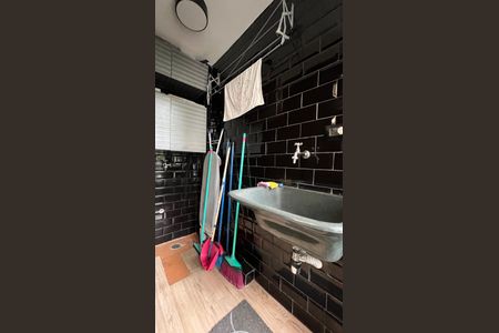 Apartamento à venda com 112m², 2 quartos e 1 vaga Apartamento à venda com 112m², 2 quartos e 1 vagaÁrea de Serviço