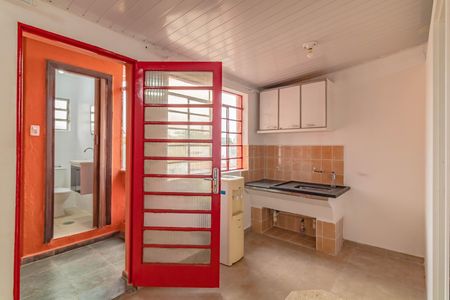 Casa para alugar com 35m², 2 quartos e sem vaga Casa para alugar com 35m², 2 quartos e sem vagaSala