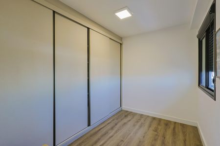 Apartamento à venda com 76m², 3 quartos e 2 vagasQuarto 2