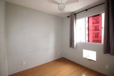 Apartamento à venda com 46m², 2 quartos e 1 vagaQuarto 2