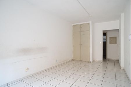 Apartamento para alugar com 45m², 1 quarto e sem vagaSala/Quarto