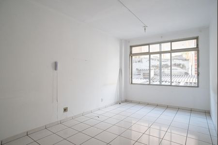 Apartamento para alugar com 45m², 1 quarto e sem vagaSala/Quarto