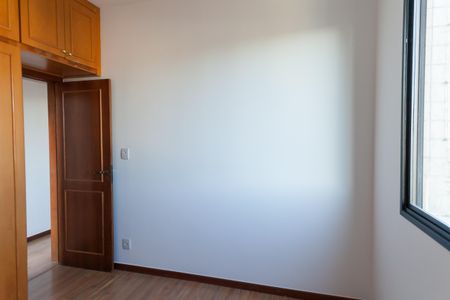 Apartamento à venda com 120m², 4 quartos e 2 vagasQuarto 3