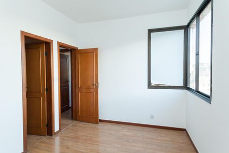 Apartamento à venda com 120m², 4 quartos e 2 vagasSuíte