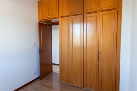 Apartamento à venda com 120m², 4 quartos e 2 vagasQuarto 1