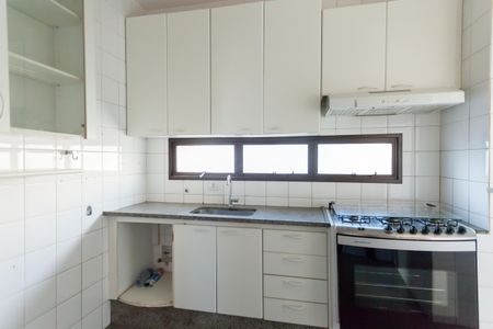 Apartamento à venda com 120m², 4 quartos e 2 vagasCozinha