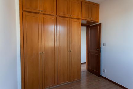 Apartamento à venda com 120m², 4 quartos e 2 vagasQuarto 3