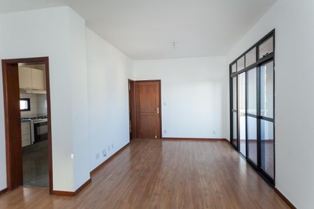 Apartamento à venda com 120m², 4 quartos e 2 vagasSala