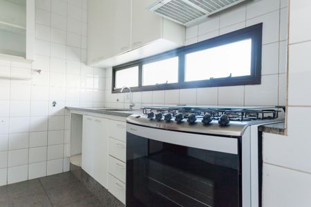 Apartamento à venda com 120m², 4 quartos e 2 vagasCozinha