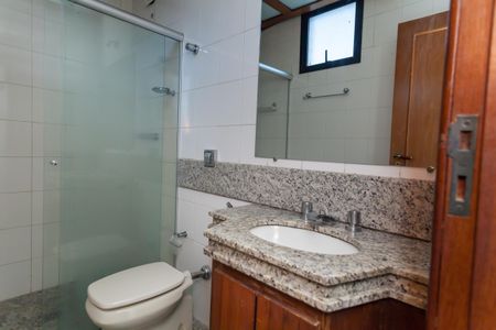 Apartamento à venda com 120m², 4 quartos e 2 vagasBanheiro da Suíte