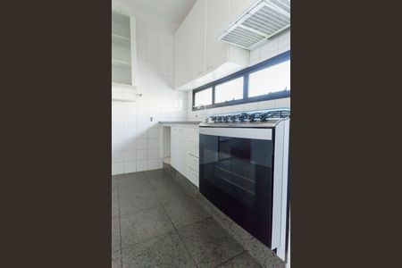 Apartamento à venda com 120m², 4 quartos e 2 vagasCozinha