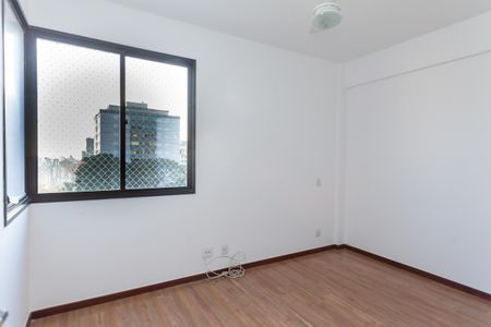 Apartamento à venda com 120m², 4 quartos e 2 vagasSuíte
