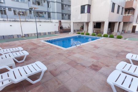 Apartamento à venda com 120m², 4 quartos e 2 vagasÁrea comum - Piscina