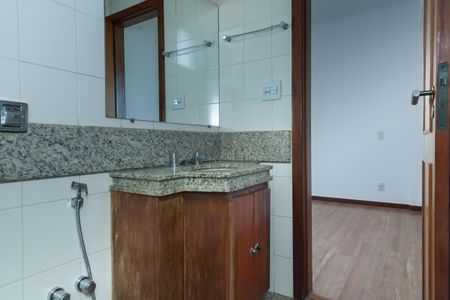 Apartamento à venda com 120m², 4 quartos e 2 vagasBanheiro da Suíte