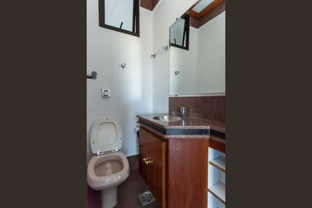 Apartamento à venda com 120m², 4 quartos e 2 vagasLavabo