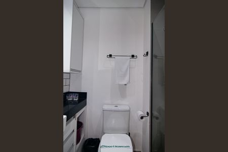 Studio para alugar com 19m², 0 quarto e sem vaga Studio para alugar com 19m², 0 quarto e sem vagaBanheiro