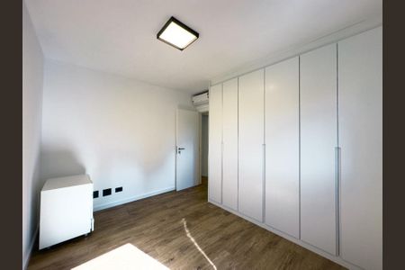 Apartamento à venda com 220m², 3 quartos e 3 vagas Apartamento à venda com 220m², 3 quartos e 3 vagasFoto 35