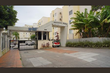 Apartamento para alugar com 65m², 2 quartos e 1 vagaFachada