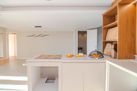 Apartamento à venda com 128m², 3 quartos e 2 vagas Apartamento à venda com 128m², 3 quartos e 2 vagasCozinha e Área de Serviço