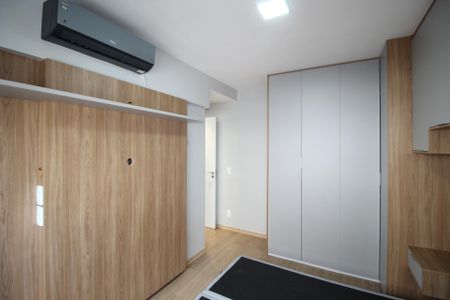 Apartamento para alugar com 68m², 3 quartos e 1 vagaSuíte 1