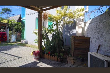 Casa para alugar com 100m², 1 quarto e 2 vagasPátio
