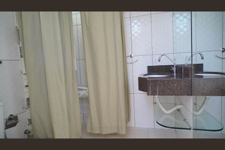 Casa para alugar com 100m², 1 quarto e 2 vagasBanheiro suíte
