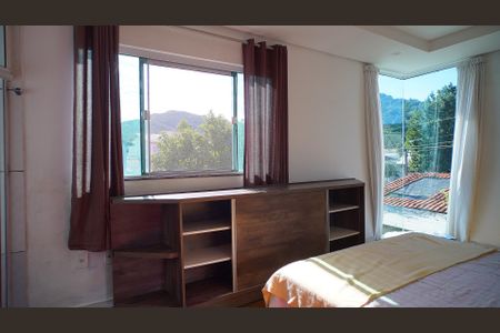 Casa para alugar com 100m², 1 quarto e 2 vagasSuíte
