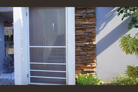 Casa para alugar com 100m², 1 quarto e 2 vagasPátio