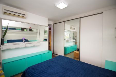 Apartamento à venda com 83m², 3 quartos e 2 vagas Apartamento à venda com 83m², 3 quartos e 2 vagasQuarto Suíte