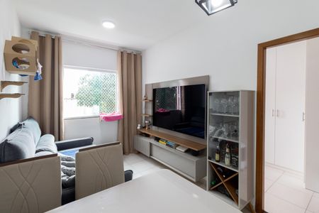 Apartamento à venda com 42m², 2 quartos e 1 vaga Apartamento à venda com 42m², 2 quartos e 1 vagaSala