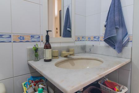 Apartamento à venda com 71m², 3 quartos e 1 vagaBanheiro Social