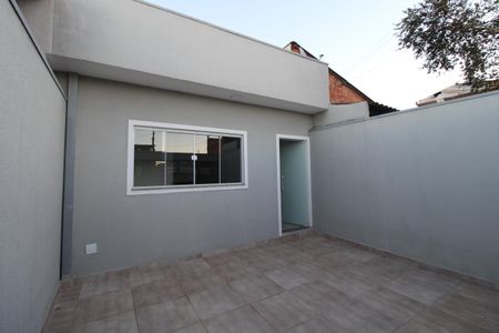 Casa para alugar com 70m², 2 quartos e 2 vagasGaragem