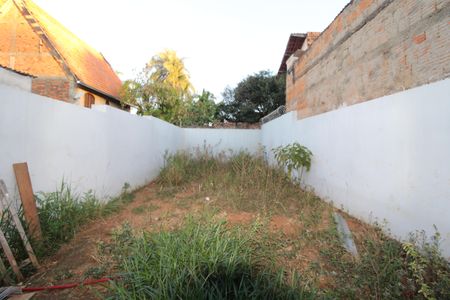 Casa para alugar com 70m², 2 quartos e 2 vagasQuintal