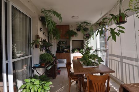 Apartamento à venda com 108m², 3 quartos e 2 vagasVaranda gourmet