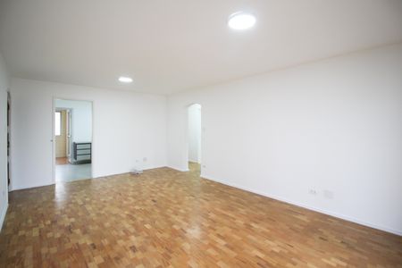 Apartamento para alugar com 102m², 2 quartos e 1 vaga Apartamento para alugar com 102m², 2 quartos e 1 vagaSala