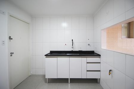Apartamento para alugar com 102m², 2 quartos e 1 vaga Apartamento para alugar com 102m², 2 quartos e 1 vagaCozinha